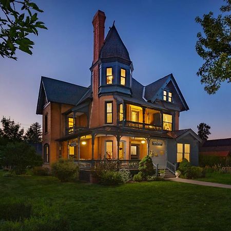 Gable House Bed And Breakfast Inn Durango Exterior photo